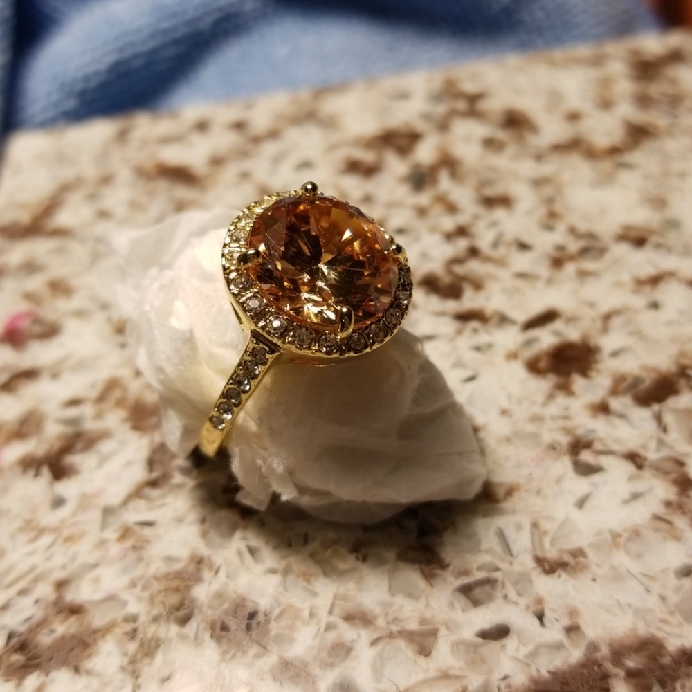 Gold ring size 7